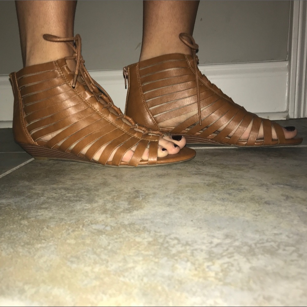 Bamboo tan leather sandals